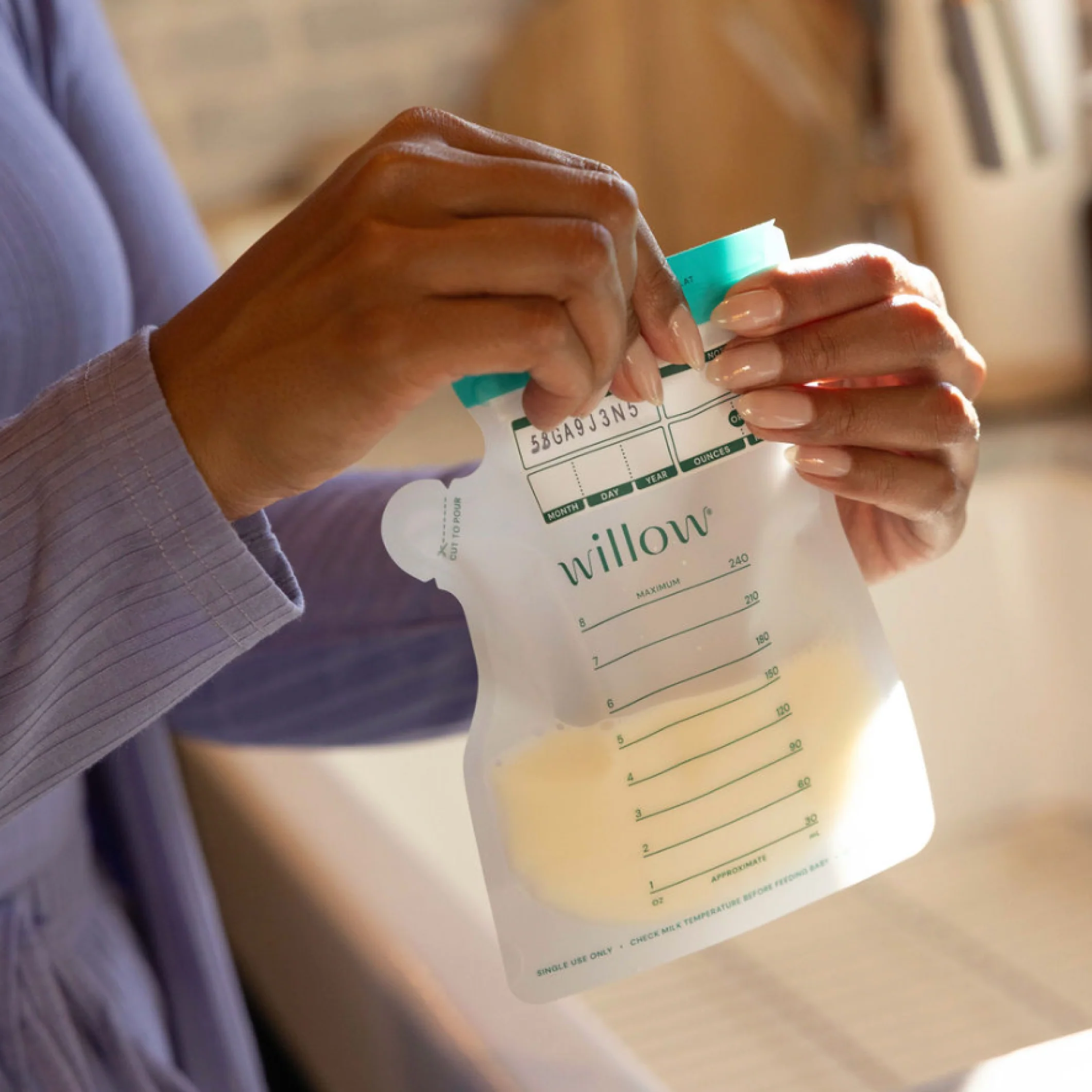 Breast Milk Storage Bags with SmartStash Tracking